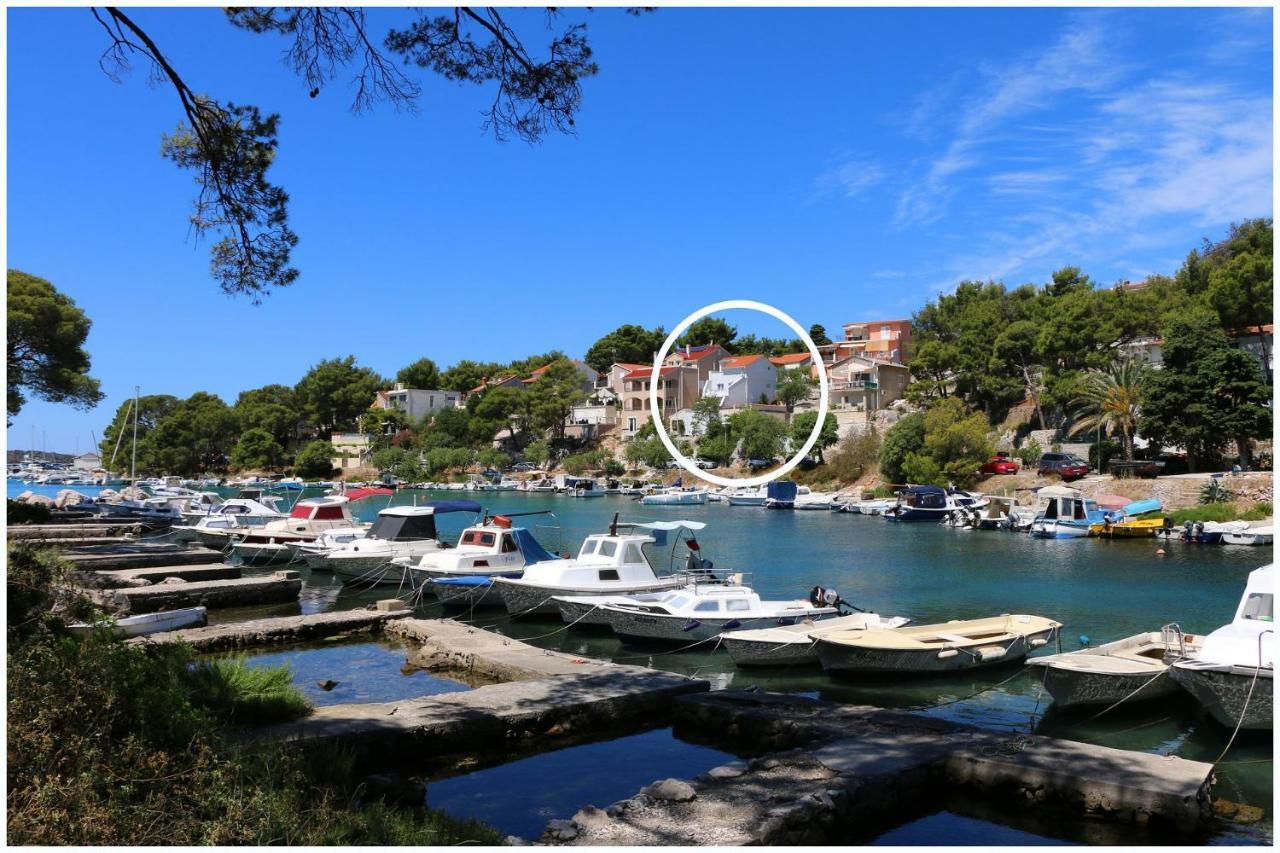 Apartments Elvi - Amazing Position & Parking Primošten Dış mekan fotoğraf