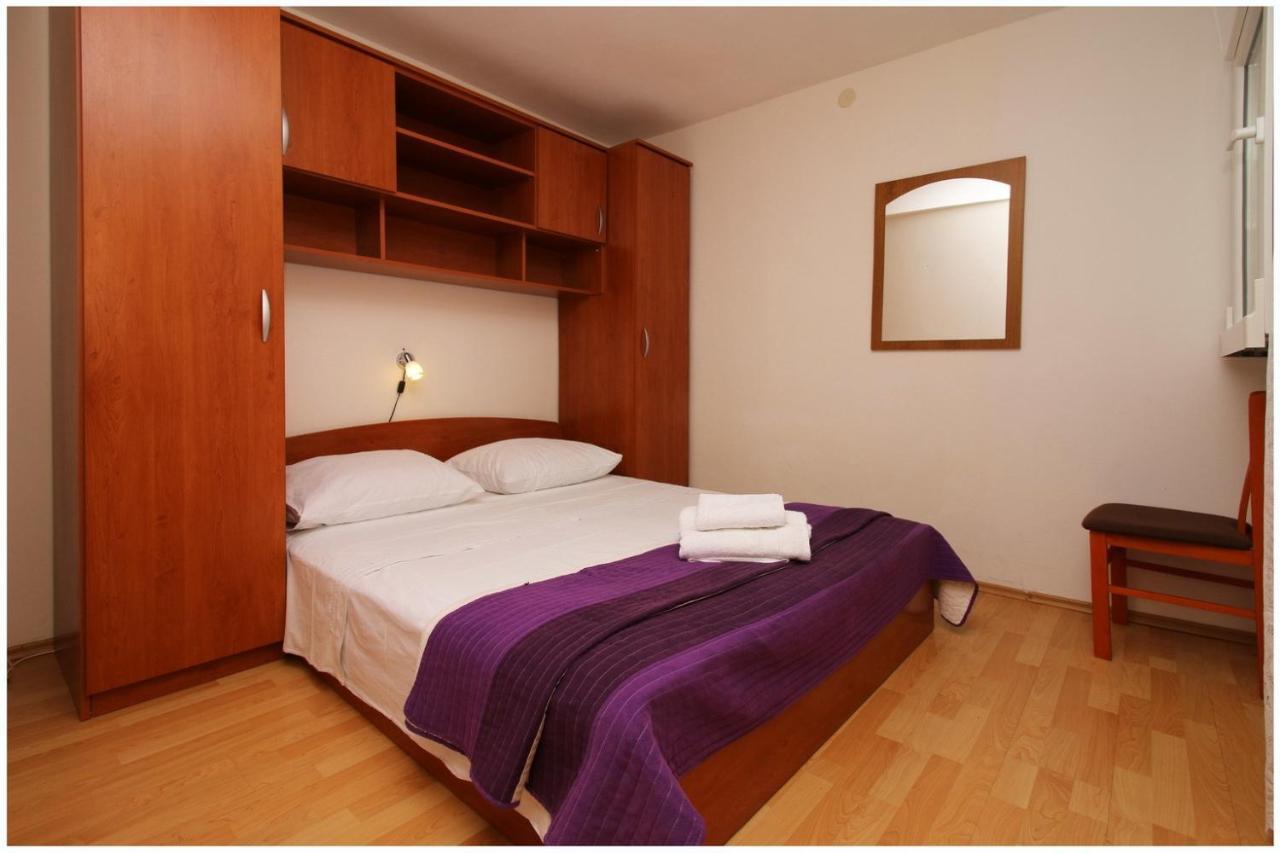 Apartments Elvi - Amazing Position & Parking Primošten Dış mekan fotoğraf
