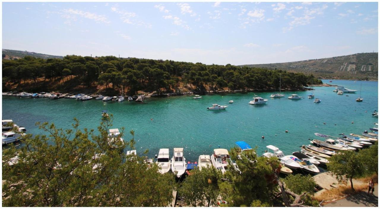 Apartments Elvi - Amazing Position & Parking Primošten Dış mekan fotoğraf